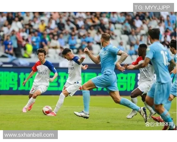 上海绿地申花迎战河北队全力争胜展现球队实力与斗志